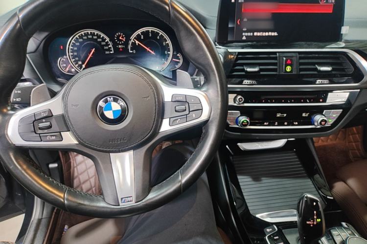 Used BMW X3 2019 xDrive28i M Sport Package Center Console