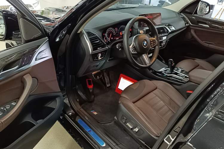 Used BMW X3 2019 xDrive30i Leading Model M Sport Package Driver Seat