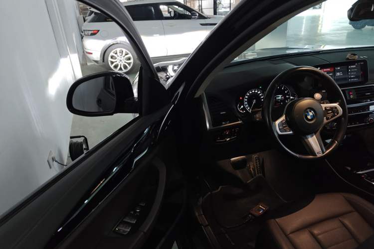 Used BMW X3 2019 xDrive25i M Sport Package Driver Seat