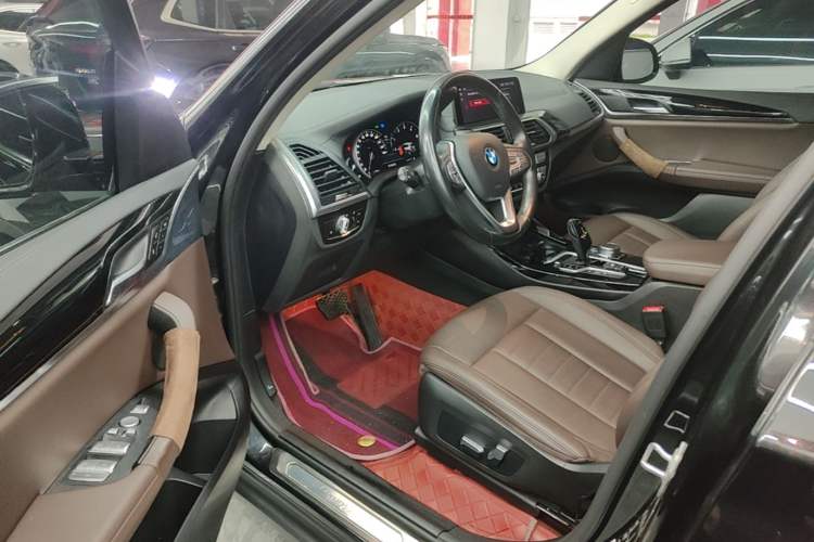 Used BMW X3 2019 xDrive25i Luxury Package Driver Seat