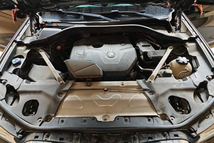 Used BMW X3 2019 xDrive25i Luxury Package Engine Bay