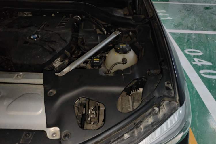 Used BMW X3 2019 xDrive28i M Sport Package Engine Bay Left