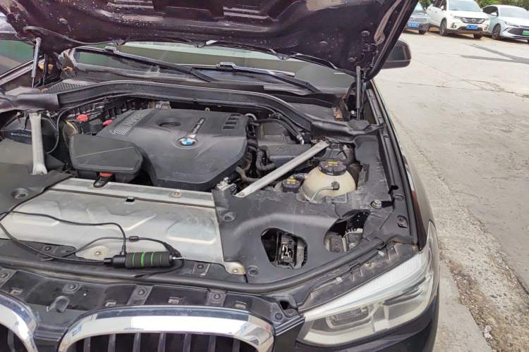 Used BMW X3 2019 xDrive25i M Sport Package Engine Bay Left