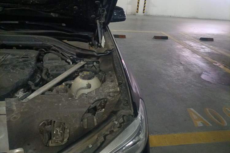 Used BMW X3 2019 xDrive28i M Sport Package Engine Bay Left