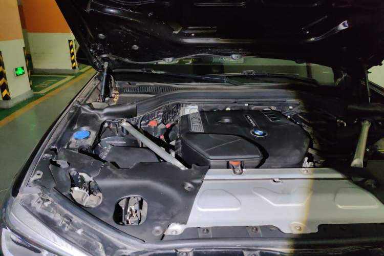 Used BMW X3 2019 xDrive25i M Sport Package Engine Bay Right