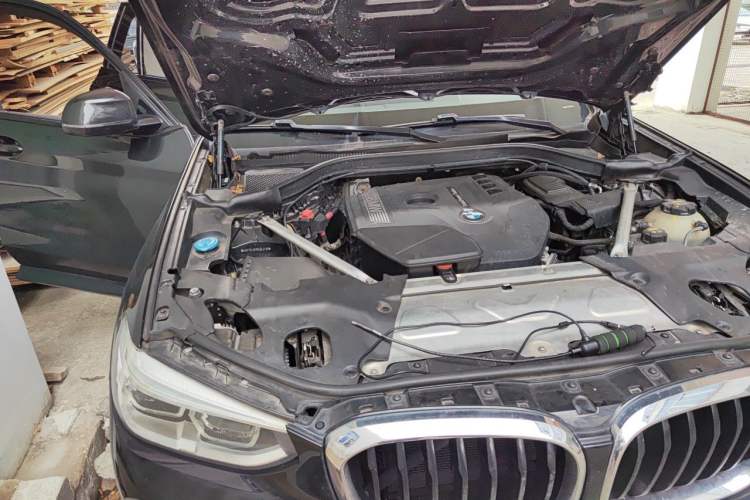 Used BMW X3 2019 xDrive25i M Sport Package Engine Bay Right