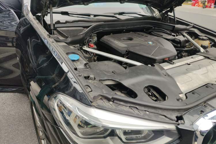 Used BMW X3 2019 xDrive28i M Sport Package Engine Bay Right
