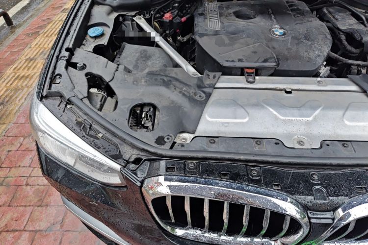 Used BMW X3 2019 xDrive28i Luxury Package Engine Bay Right