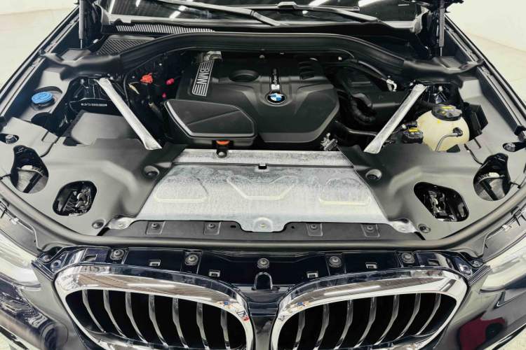 Used BMW X3 2019 xDrive25i M Sport Package Engine Bay