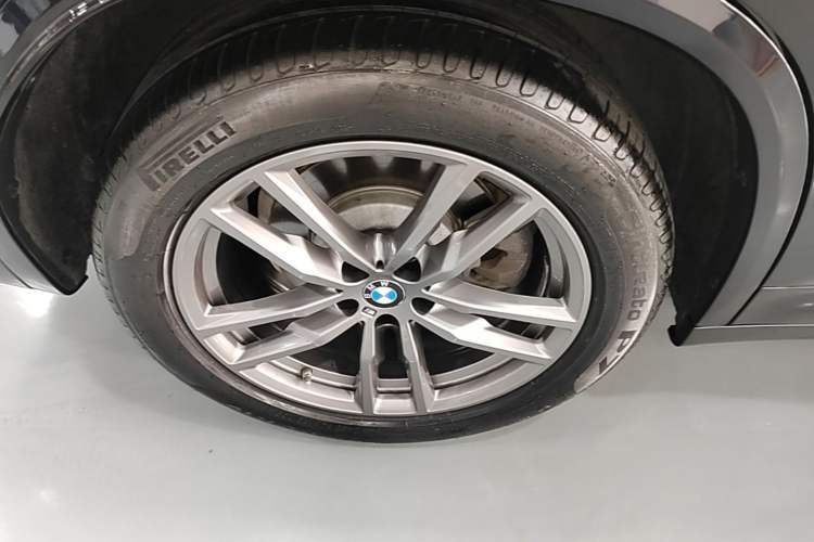 Used BMW X3 2019 xDrive28i M Sport Package Exterior 2