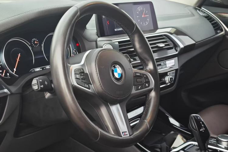 Used BMW X3 2019 xDrive30i Leading Model M Sport Package Exterior 2