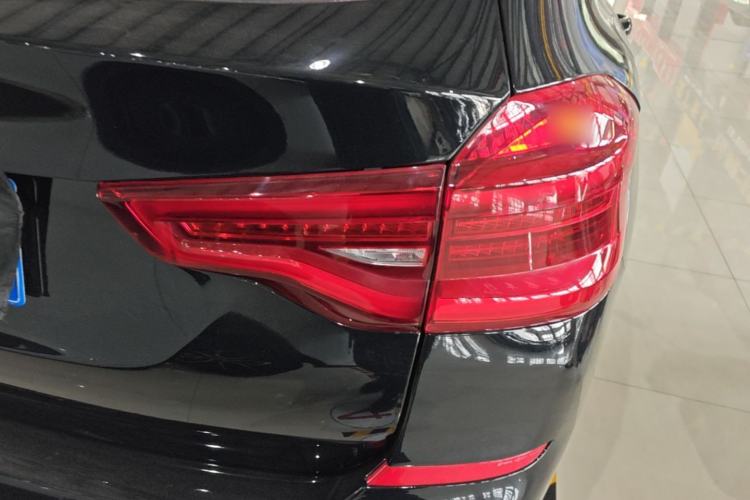 Used BMW X3 2019 xDrive28i M Sport Package Exterior 3