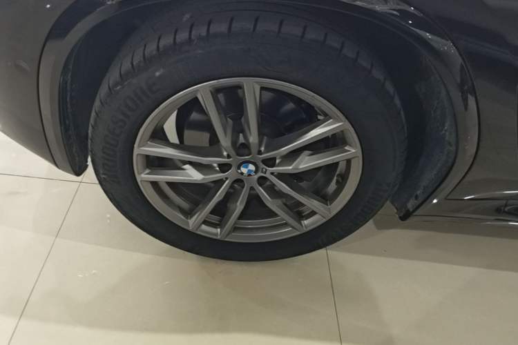 Used BMW X3 2019 xDrive28i M Sport Package Exterior 4