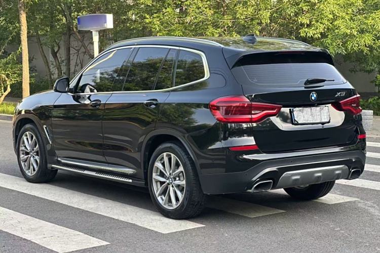 Used BMW X3 2019 xDrive25i Luxury Package Exterior 4