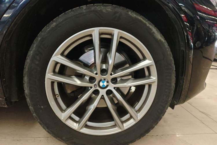 Used BMW X3 2019 xDrive28i M Sport Package Exterior 5