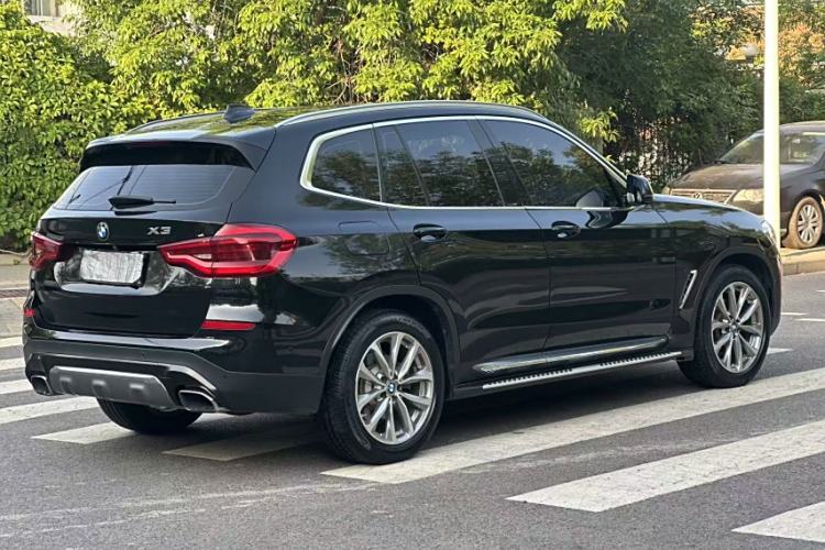 Used BMW X3 2019 xDrive25i Luxury Package Exterior 6