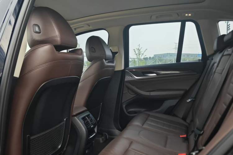 Used BMW X3 2019 xDrive30i Leading Model M Sport Package Exterior 6