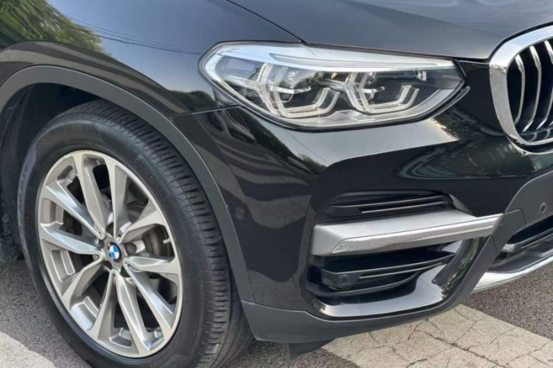 Used BMW X3 2019 xDrive25i Luxury Package Exterior 7