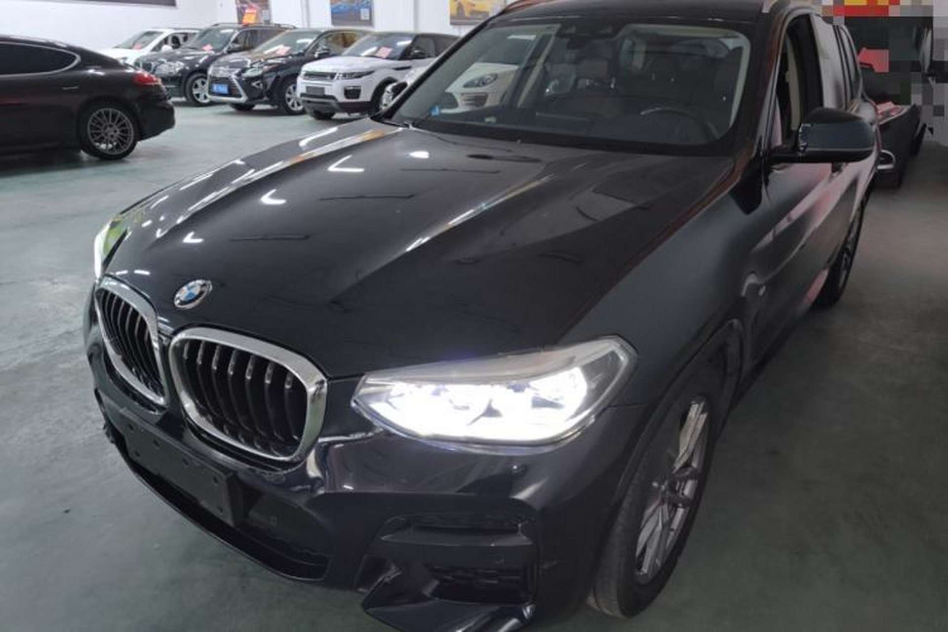 Used BMW X3 2019 xDrive25i M Sport Package Front Left 45 Deg