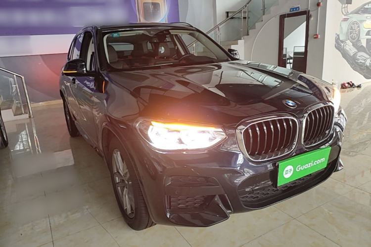 Used BMW X3 2019 xDrive28i M Sport Package Front Right 45 Deg