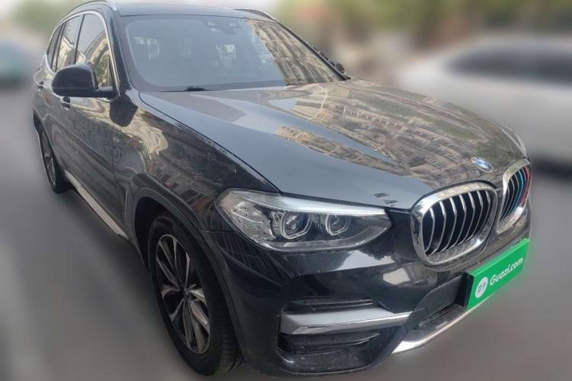 Used BMW X3 2019 xDrive25i Luxury Package Front Right 45 Deg