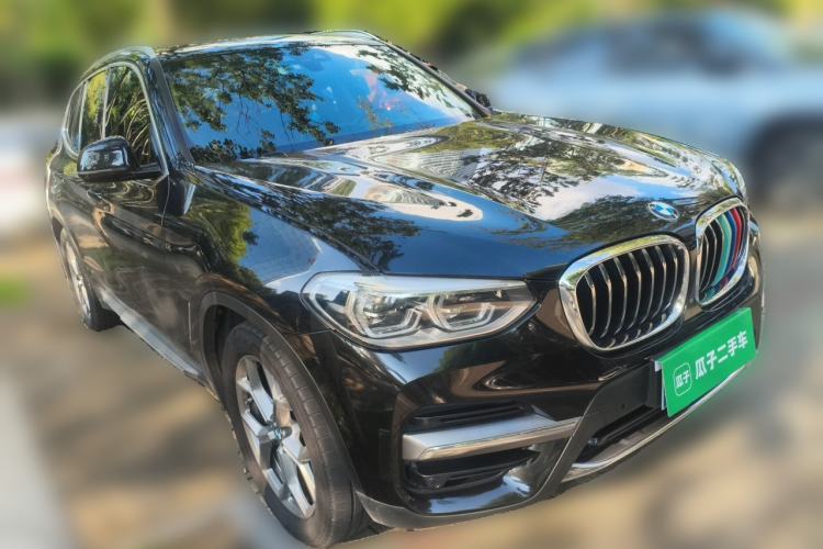 Used BMW X3 2019 xDrive28i Luxury Package Front Right 45 Deg