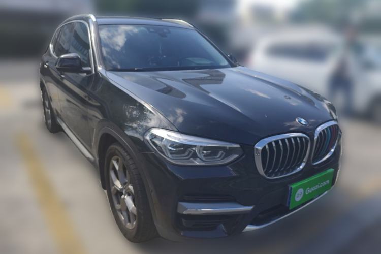 Used BMW X3 2019 xDrive28i Luxury Package Front Right 45 Deg