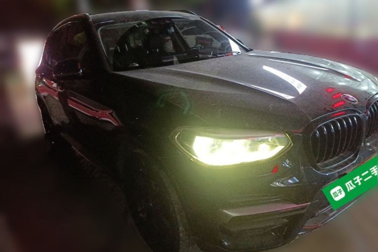 Used BMW X3 2019 xDrive28i Luxury Package Front Right 45 Deg