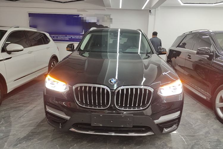 Used BMW X3 2019 xDrive25i Luxury Package Front