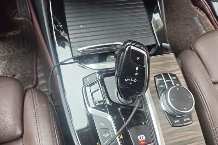 Used BMW X3 2019 xDrive28i Luxury Package Gear Lever