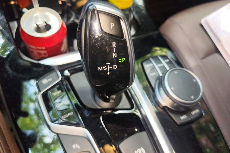 Used BMW X3 2019 xDrive25i Luxury Package Gear Lever