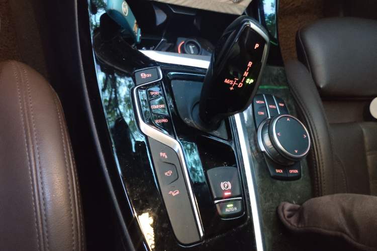 Used BMW X3 2019 xDrive30i Leading Model M Sport Package Gear Lever