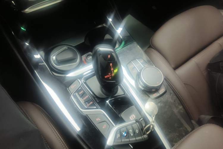 Used BMW X3 2019 xDrive30i Leading Model M Sport Package Gear Lever