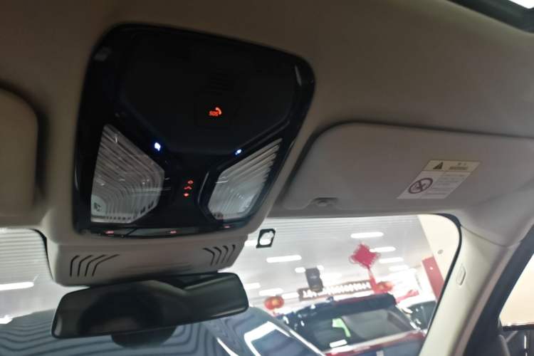 Used BMW X3 2019 xDrive28i M Sport Package Headliner
