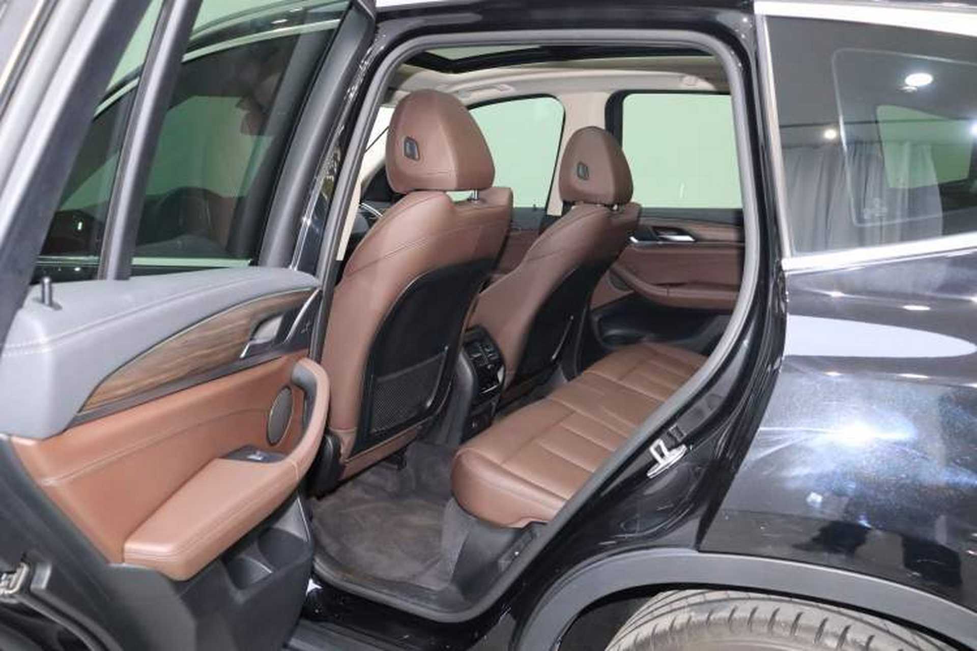 Used BMW X3 2019 xDrive28i Luxury Package Interior 2