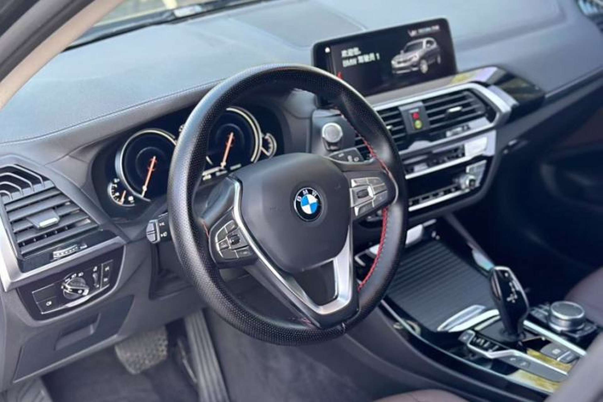 Used BMW X3 2019 xDrive25i Luxury Package Interior 3