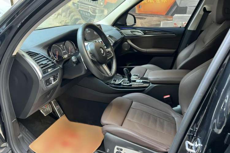 Used BMW X3 2019 xDrive30i Leading Model M Sport Package Interior 3