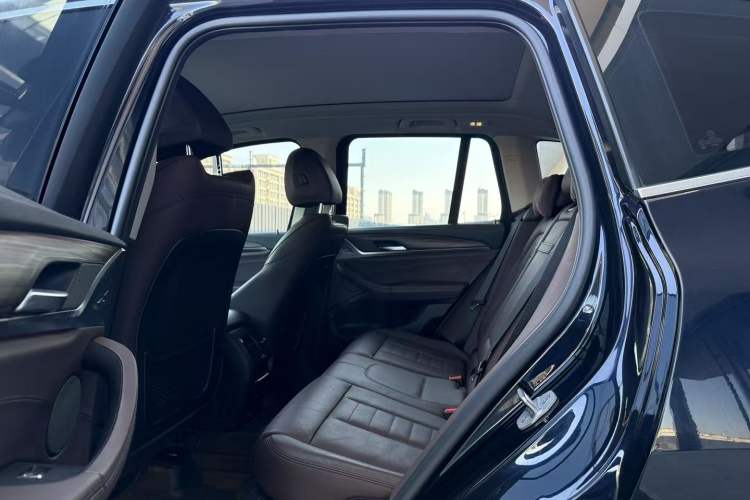 Used BMW X3 2019 xDrive28i M Sport Package Interior 3