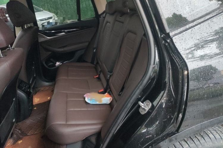 Used BMW X3 2019 xDrive25i M Sport Package Interior 4