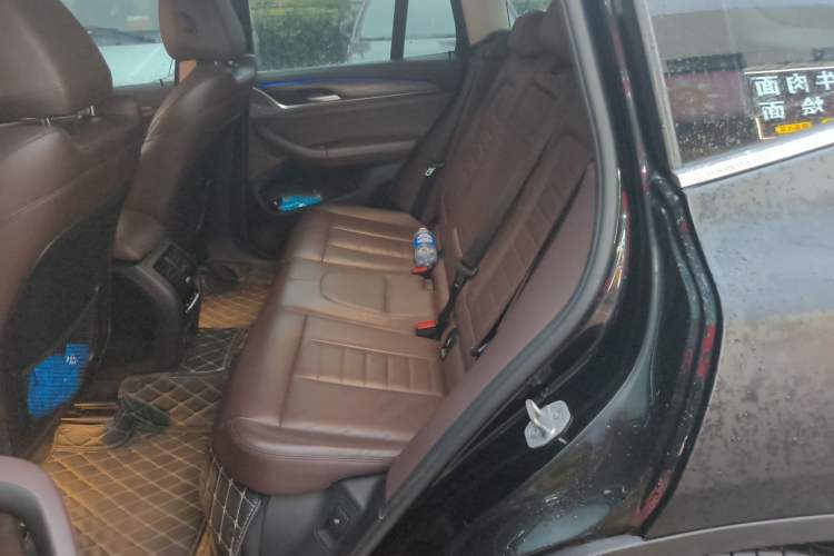 Used BMW X3 2019 xDrive28i Luxury Package Interior 4