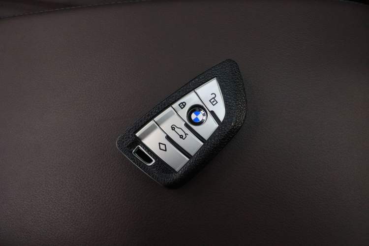 Used BMW X3 2019 xDrive28i Luxury Package Interior 4
