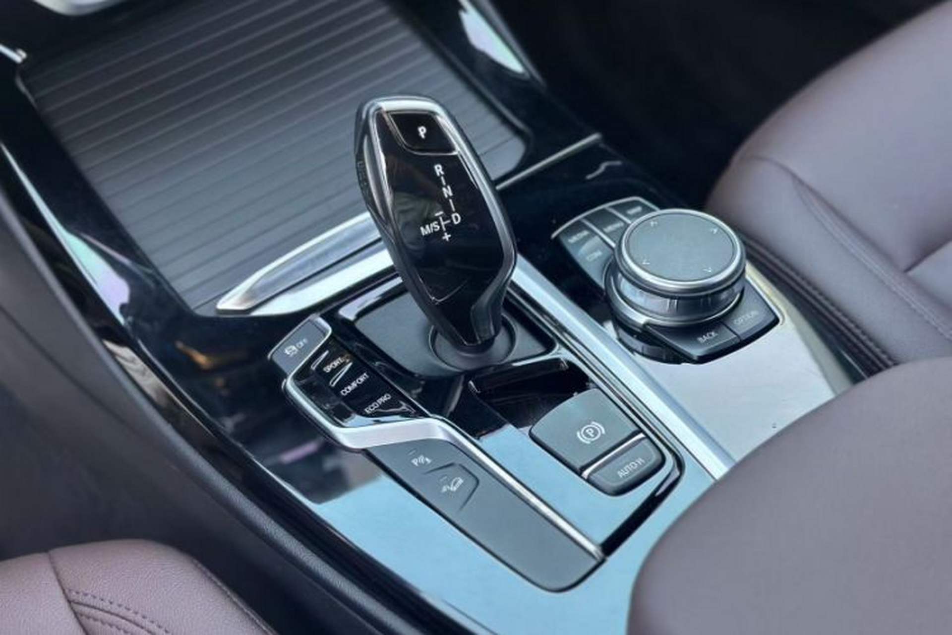 Used BMW X3 2019 xDrive25i Luxury Package Interior 5