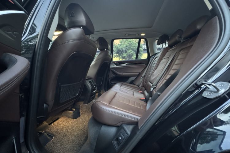 Used BMW X3 2019 xDrive28i M Sport Package Interior 8