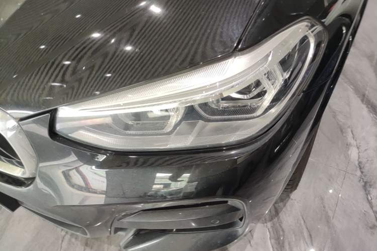 Used BMW X3 2019 xDrive30i Luxury Model with M Sport Package Left Front Headlight