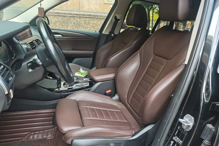Used BMW X3 2019 xDrive28i Luxury Package Left Front Seat