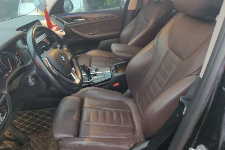 Used BMW X3 2019 xDrive28i Luxury Package Left Front Seat