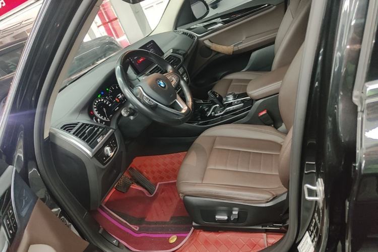 Used BMW X3 2019 xDrive25i Luxury Package Left Front Seat
