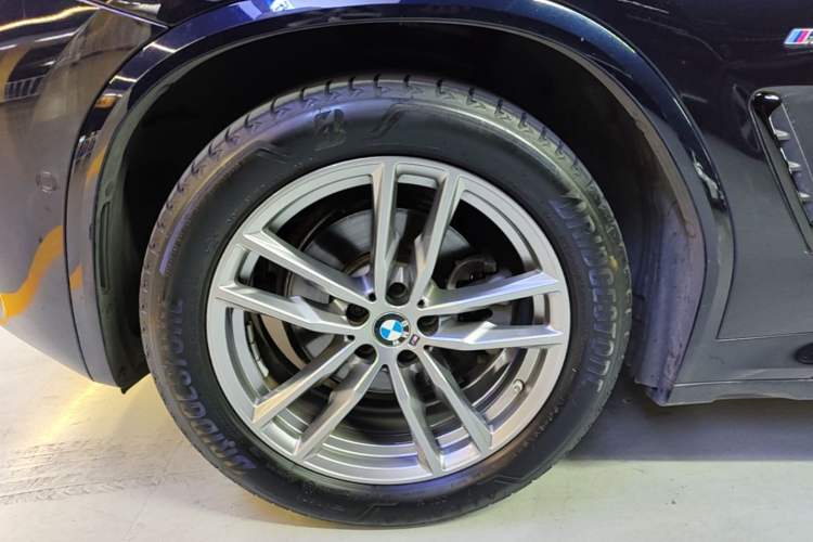 Used BMW X3 2019 xDrive28i M Sport Package Left Front Wheel Hub