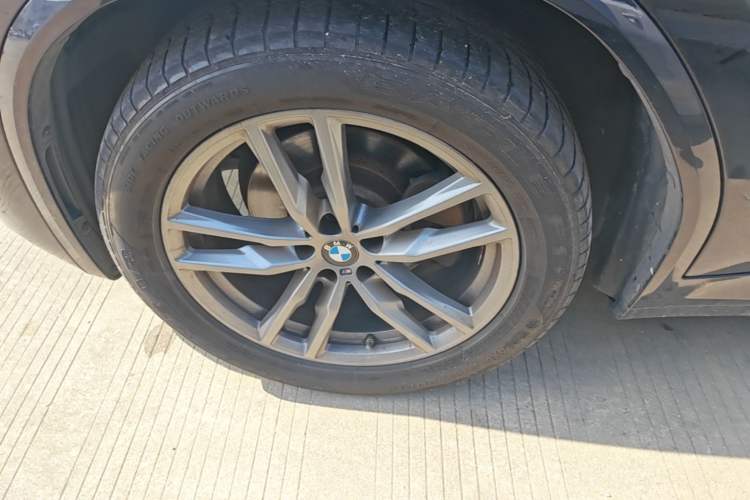 Used BMW X3 2019 xDrive25i M Sport Package Left Front Wheel Hub