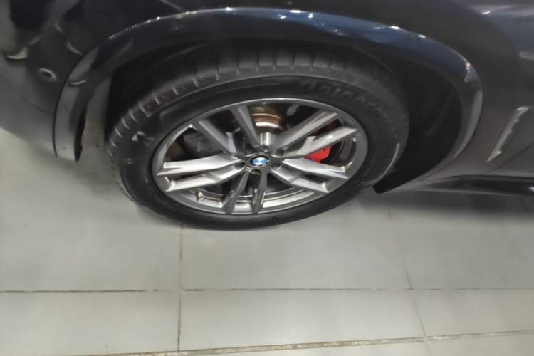 Used BMW X3 2019 xDrive28i M Sport Package Left Front Wheel Hub